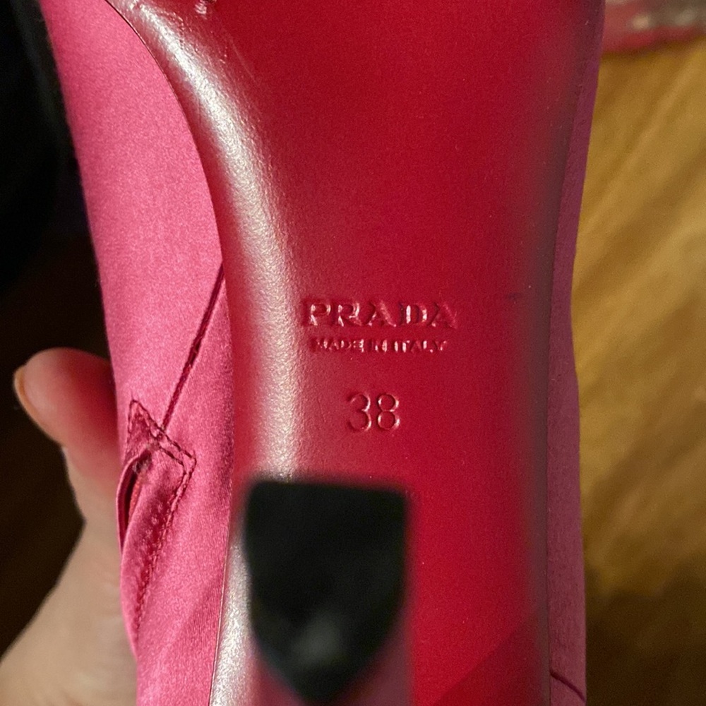 Prada shoes - Picture 3 of 8